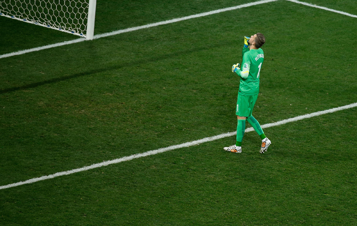 Neymar ayuda a Brasil a vencer a Croacia 3-1 en partido inaugural 8