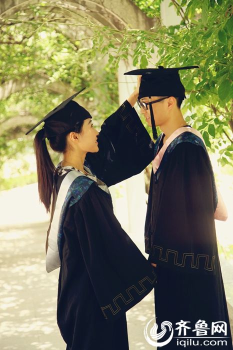 Temporada de graduación: “Hay que tomar fotos para conmemorar nuestro amor”