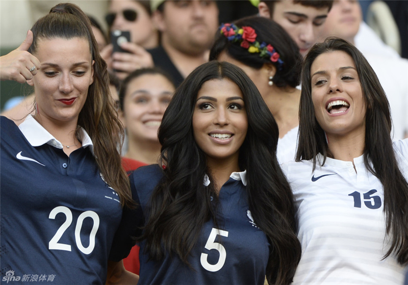 Las esposas guapas de la selección francesa