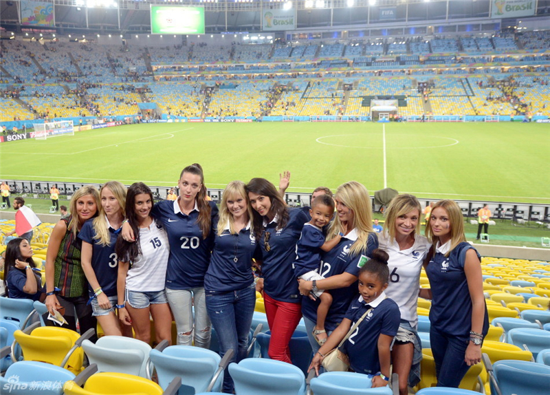 Las esposas guapas de la selección francesa