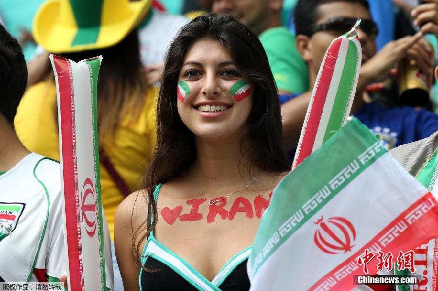 Las aficionadas iranias también son guapas y sensuales del Mundial