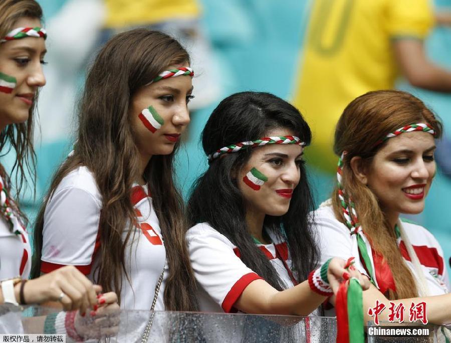 Las aficionadas iranias también son guapas y sensuales del Mundial