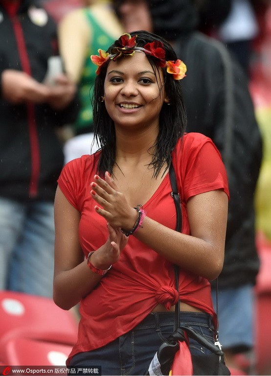 Las guapas aficiondas mojadas en el Mundial