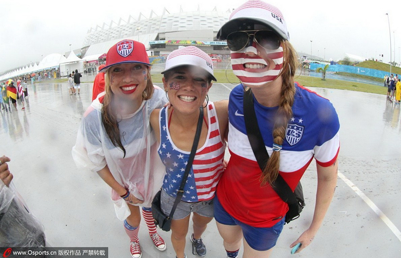 Las guapas aficiondas mojadas en el Mundial