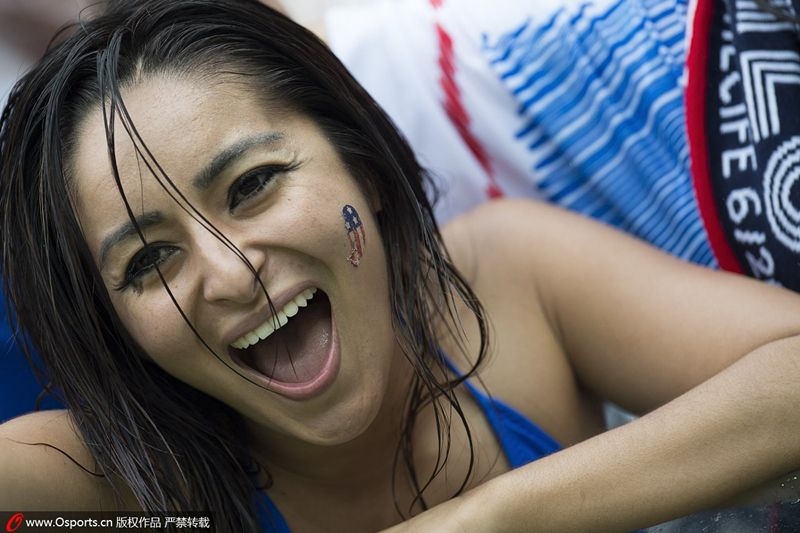 Las guapas aficiondas mojadas en el Mundial