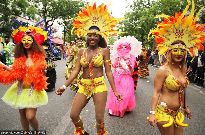 Carnaval tropical de verano en París64