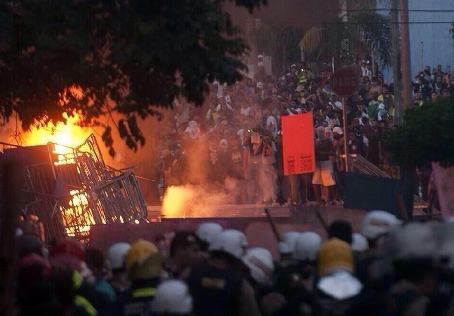 Surgen riñas en Belo Horizonte por derrota de Brasil