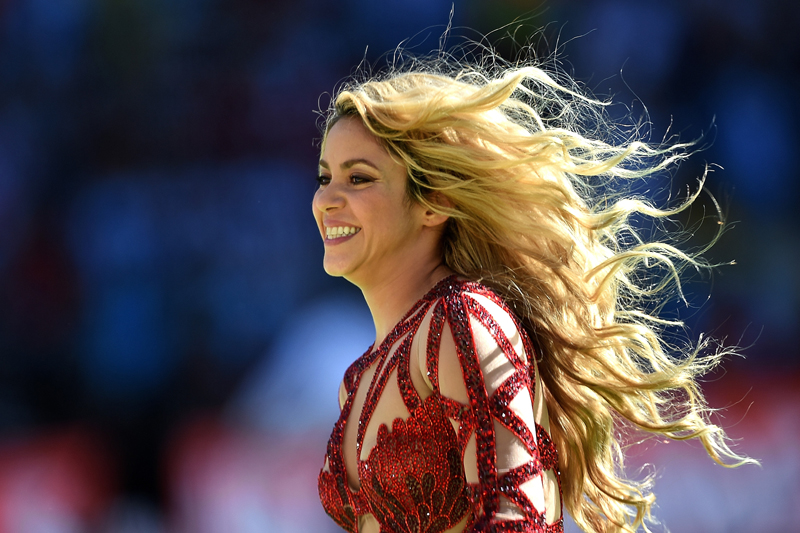 Shakira enciende Maracaná con su hijo Milan Piqué en la ceremonia de clausura 4