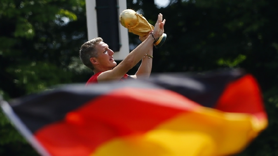 Miles de alemanes reciben a los campeones del mundo