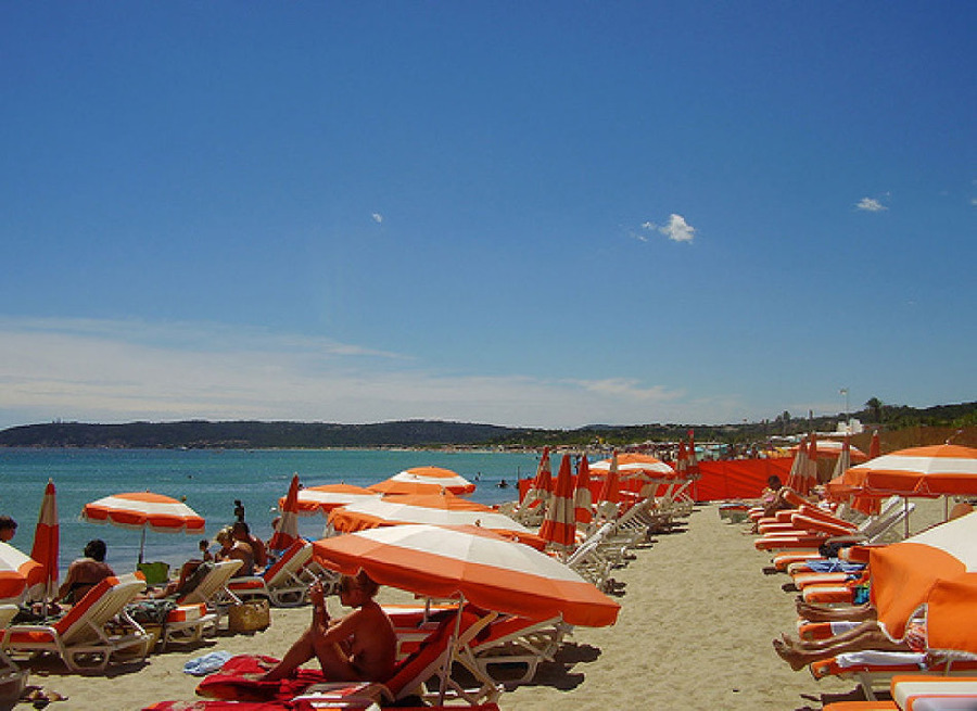 Playa Tahiti, Saint-Tropez, Francia Playa Tahiti, Saint-Tropez, Francia