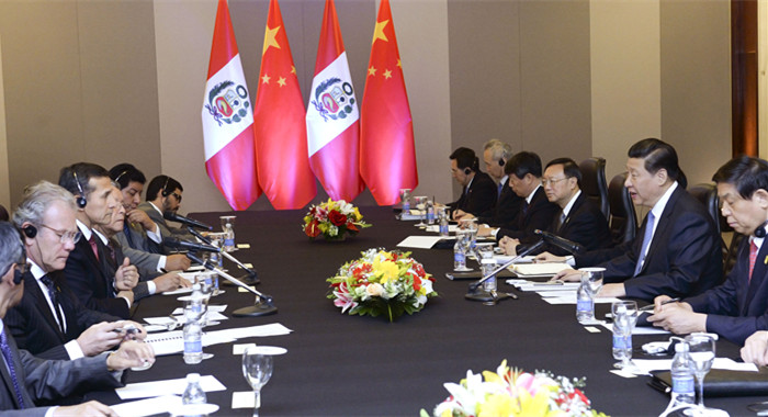 Xi propone grupo de trabajo trilateral sobre ferrocarril sudamericano transcontinental