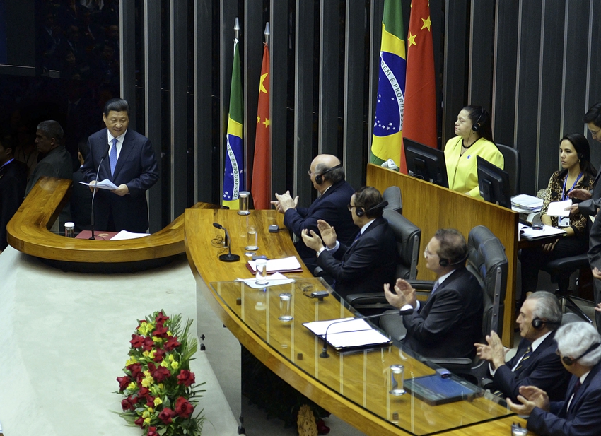 Presidente chino propone asociación más estrecha y sólida entre los miembros de BRICS3