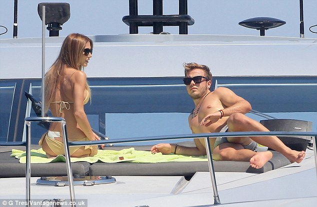 Fotos polémicas de Mario Götze y su novia en vacaciones