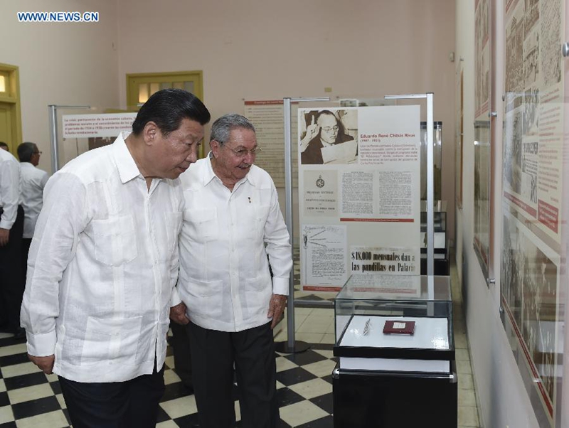 El presidente Xi visita la ciudad heróica de Cuba