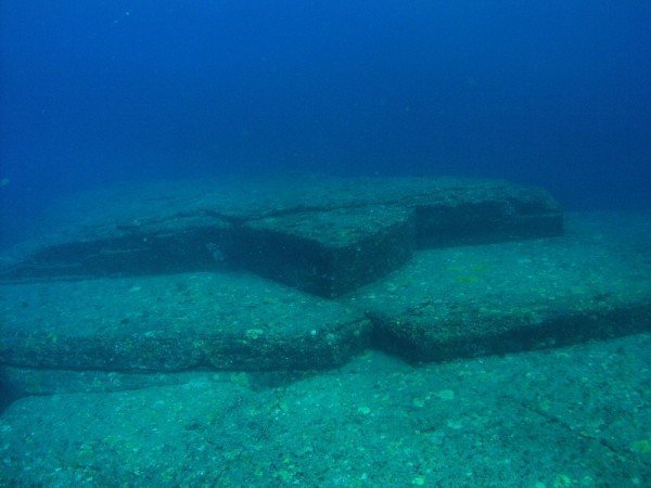 Ruinas submarinas de Japón