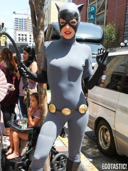 Adrianne Curry se viste de Catwomanat en el Comic-Con de San Diego 1