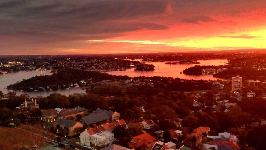 Un impresionante atardecer en Sidney