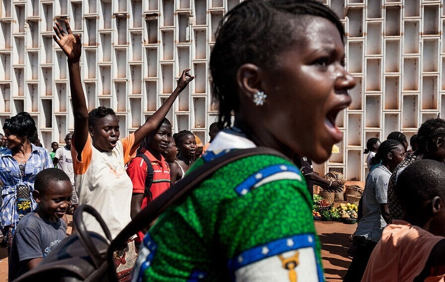Álbum de las obras de Camille Lepage, fotógrafa asesinada en la República Centroafricana 4
