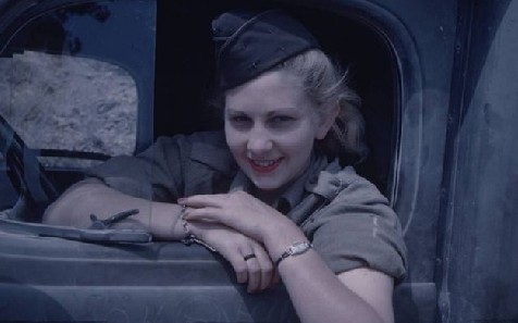 Elegantes soldadas francesas durante la II Guerra Mundial4