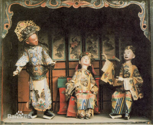 Enciclopedia de la cultura china: Figuritas de ópera en caja de gasa de Pingyao Enciclopedia de la cultura china: Figuritas de ópera en caja de gasa de Pingyao