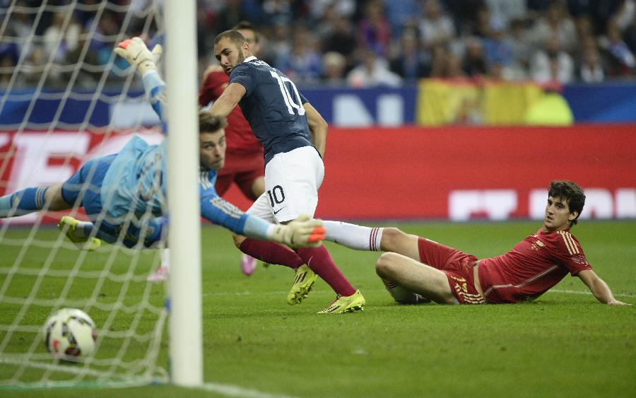 Fútbol: España cae 1-0 ante Francia en partido amistoso en París 2