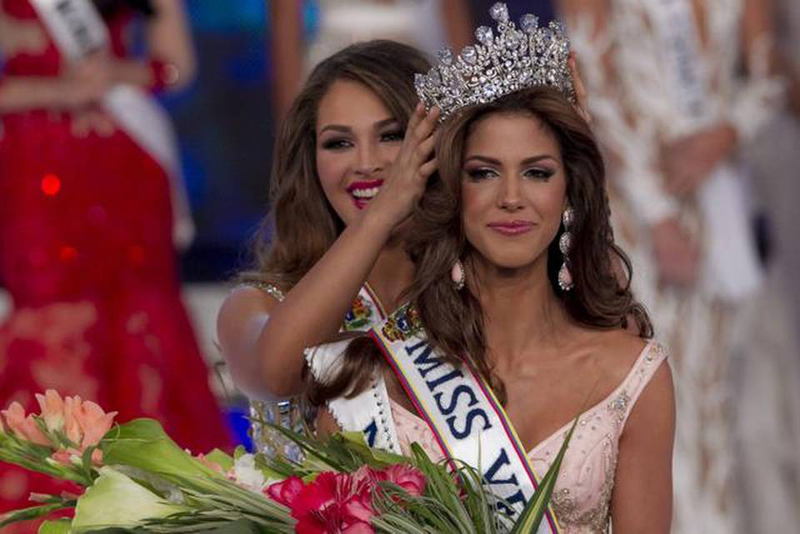 La modelo Mariana Jiménez es coronada como Miss Venezuela 2014 1