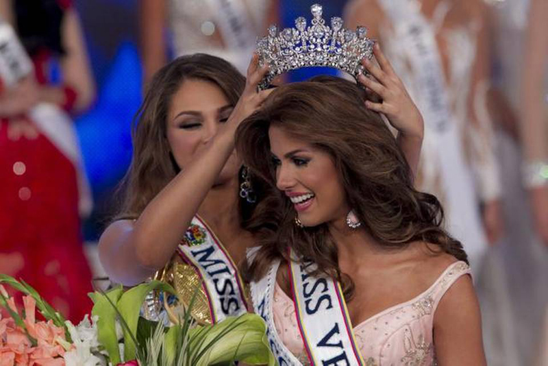 La modelo Mariana Jiménez es coronada como Miss Venezuela 2014 4