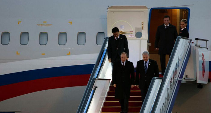 Putin llega a Beijing para reunión de APEC