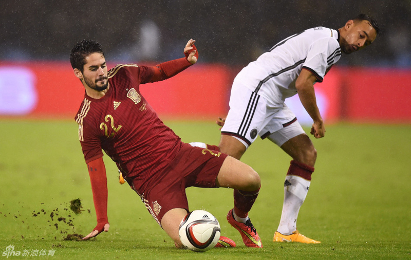 Alemania derrota 1-0 a España en partido amistoso 11