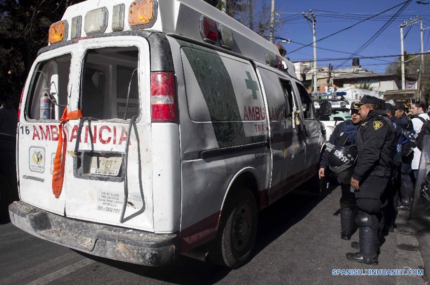 Tres muertos en México por la explosión de un camión de gas 3