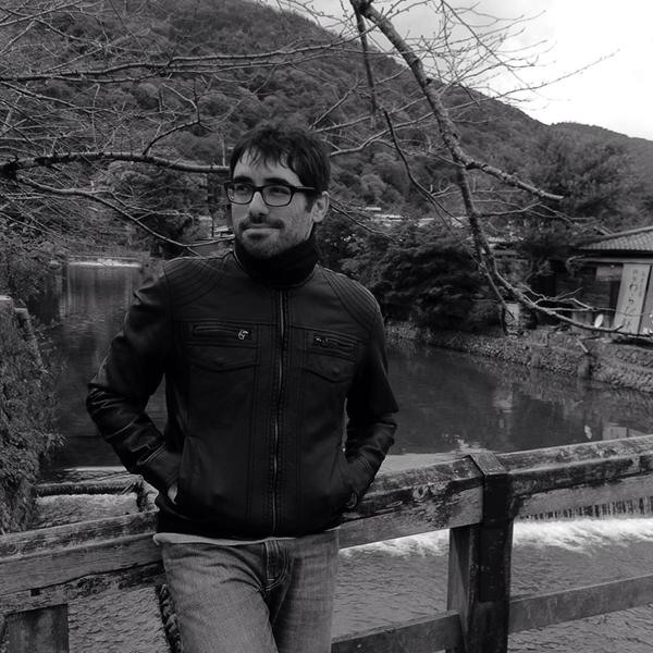 Iker Izquierdo, un periodista español entre Beijing y Taipéi