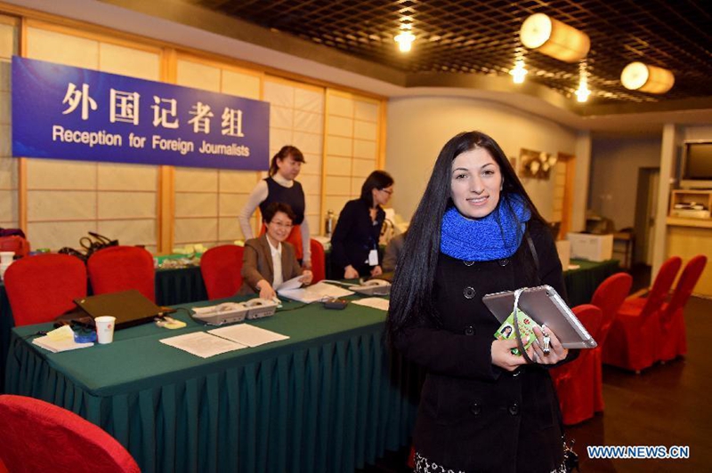 Periodistas extranjeros empiezan a registrarse para las 'dos sesiones' en Beijing 