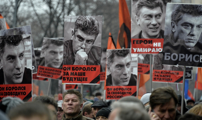 Marcha multitudinaria en Moscú en memoria de Nemtsov1