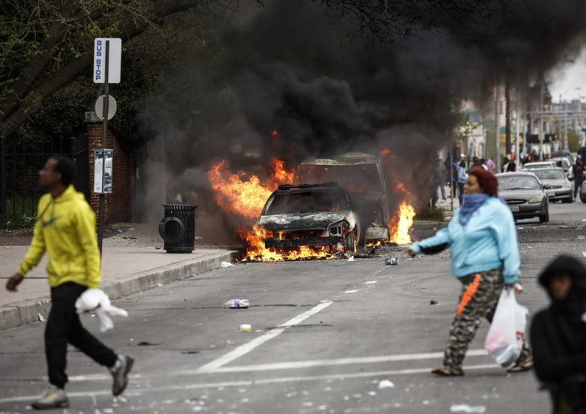 Críticas ante la lenta respuesta ante los disturbios de la alcaldesa de Baltimore 5