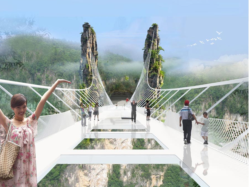 ¿Te atreverías a cruzar por el puente de vidrio más largo del mundo?1