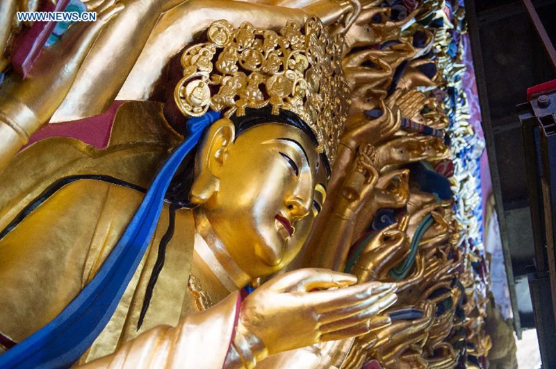 Enciclopedia de la cultura china: El Buda de las Mil Manos 千手观音2
