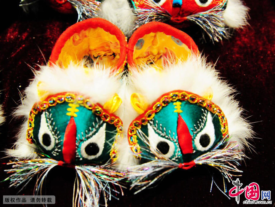 Enciclopedia de la cultura china: El zapato de cabeza de tigre y su buen augurio 5