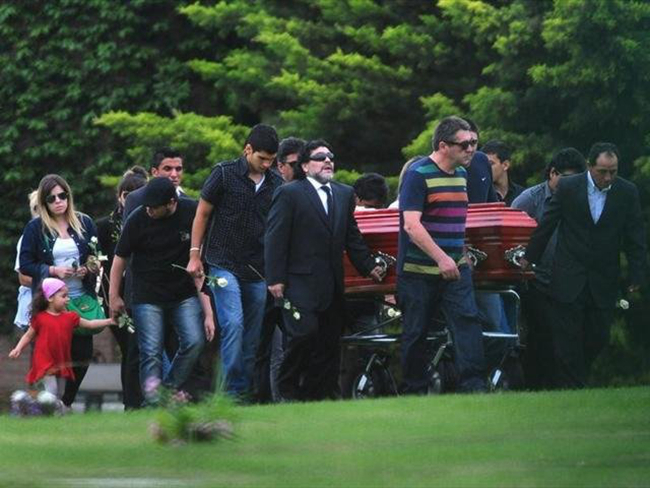 Fallece el padre de Diego Armando Maradona1