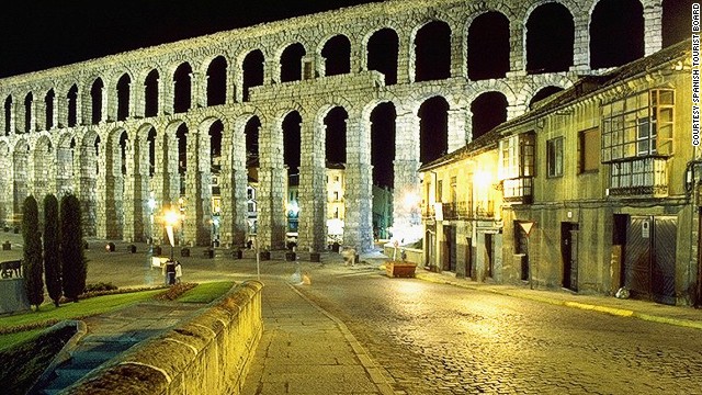 Acueducto de Segovia, España