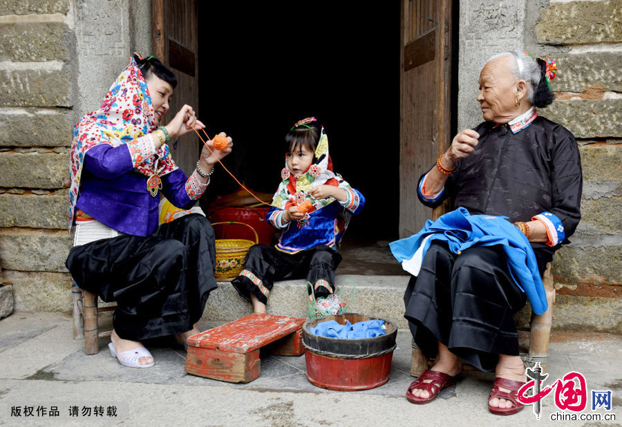 Enciclopedia de la cultura china: Las mujeres laboriosas y bondadosas de Huian 2