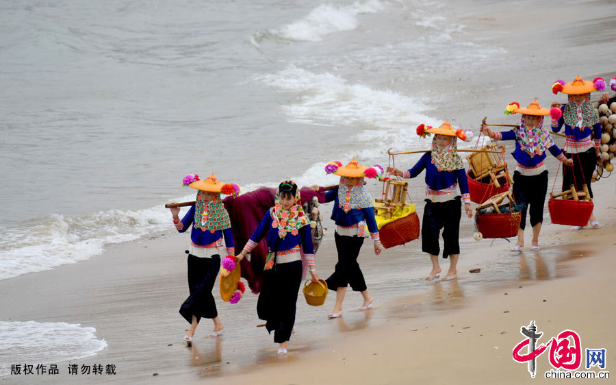 Enciclopedia de la cultura china: Las mujeres laboriosas y bondadosas de Huian 6