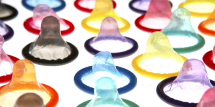 Condón inteligente creado por adolescentes británicos