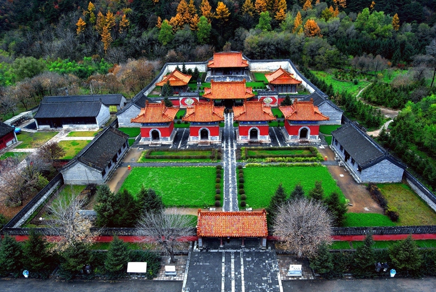 Enciclopedia de la cultura china: Los Tres Mausoleos de Shengjing 盛京三陵3
