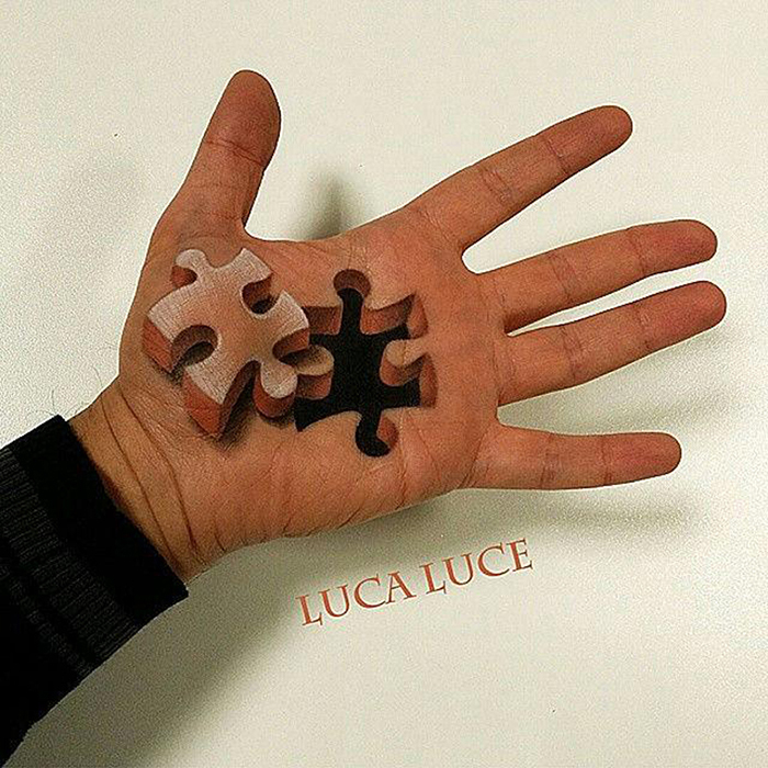 Dibujos tridimensionales en palma de Luca Luce1