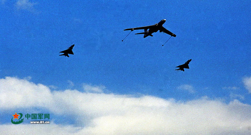 Aviones en el desfile militar del año 1999