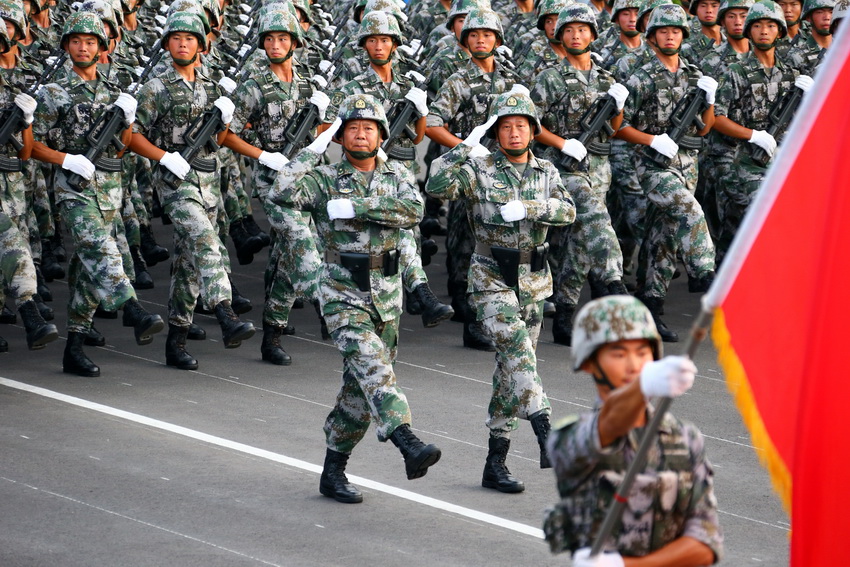 Nuevas tecnologías facilitan preparación del desfile para el Día de Victoria de China