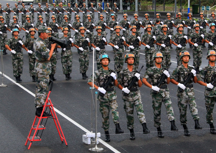 Nuevas tecnologías facilitan preparación del desfile para el Día de Victoria de China