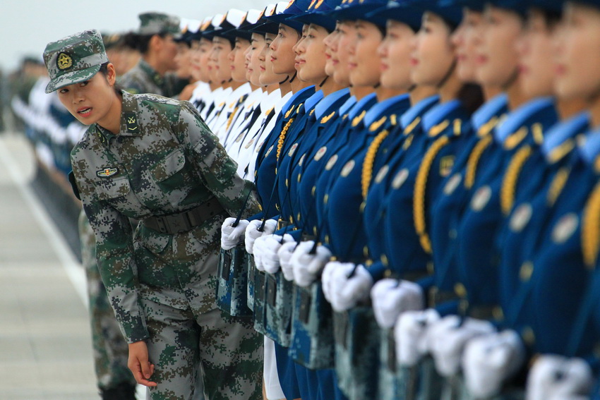 Nuevas tecnologías facilitan preparación del desfile para el Día de Victoria de China