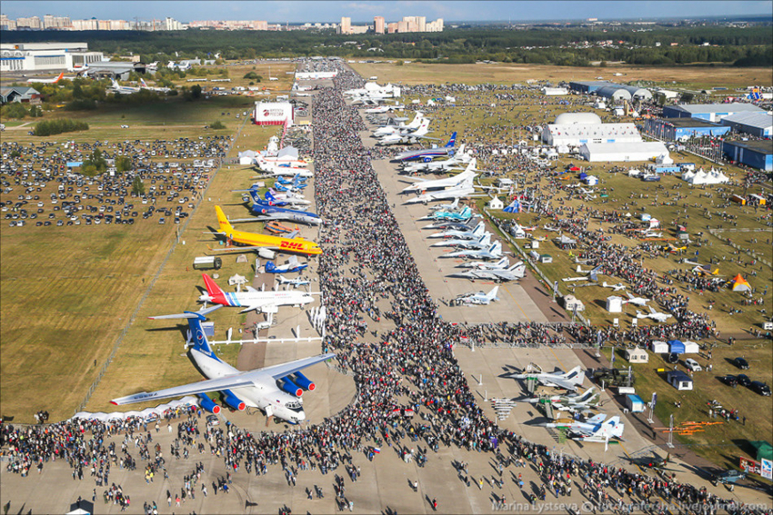 Foto aérea de la impresionante exhibición MAKS-2015d