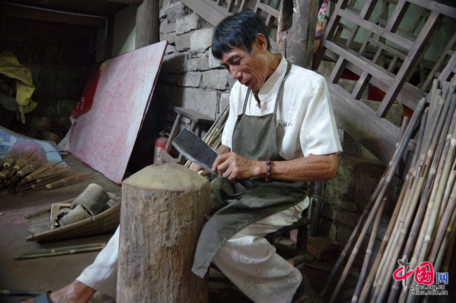 Enciclopedia de la cultura china: Paraguas de papel aceitado de Fenshui de Sichuan 6